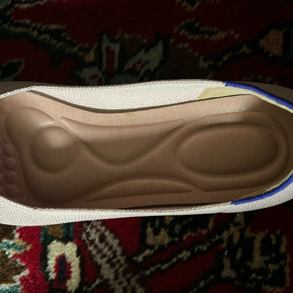 Blush fabric pointed-toe flats - Picture 3 of 6